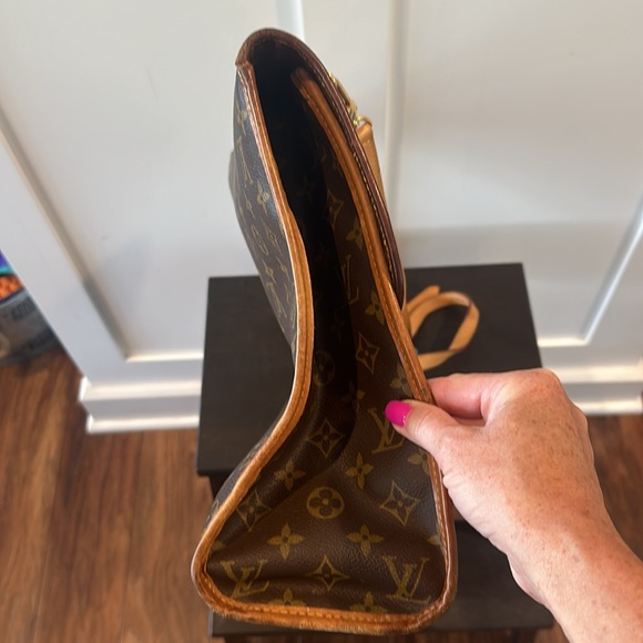 Vintage authentic Louis Vuitton Briefcase π - Picture 3 of 11